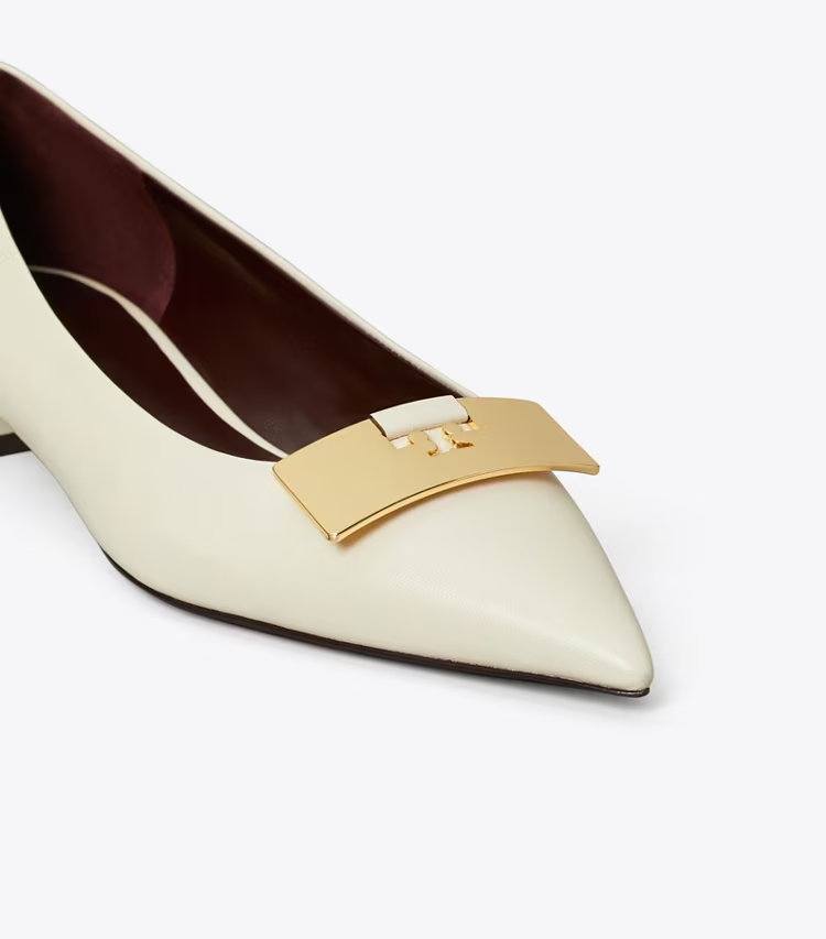 Gigi Petite Pump - Image 4