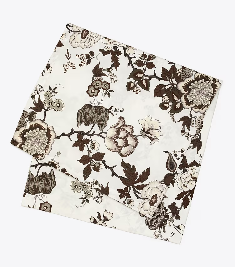 Happy Times Bouquet Square Tablecloth, 70" X 70"