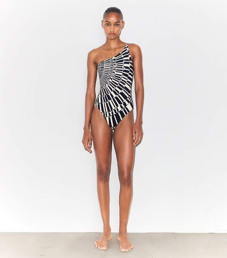 One-Shoulder Swimsuit - Image 3