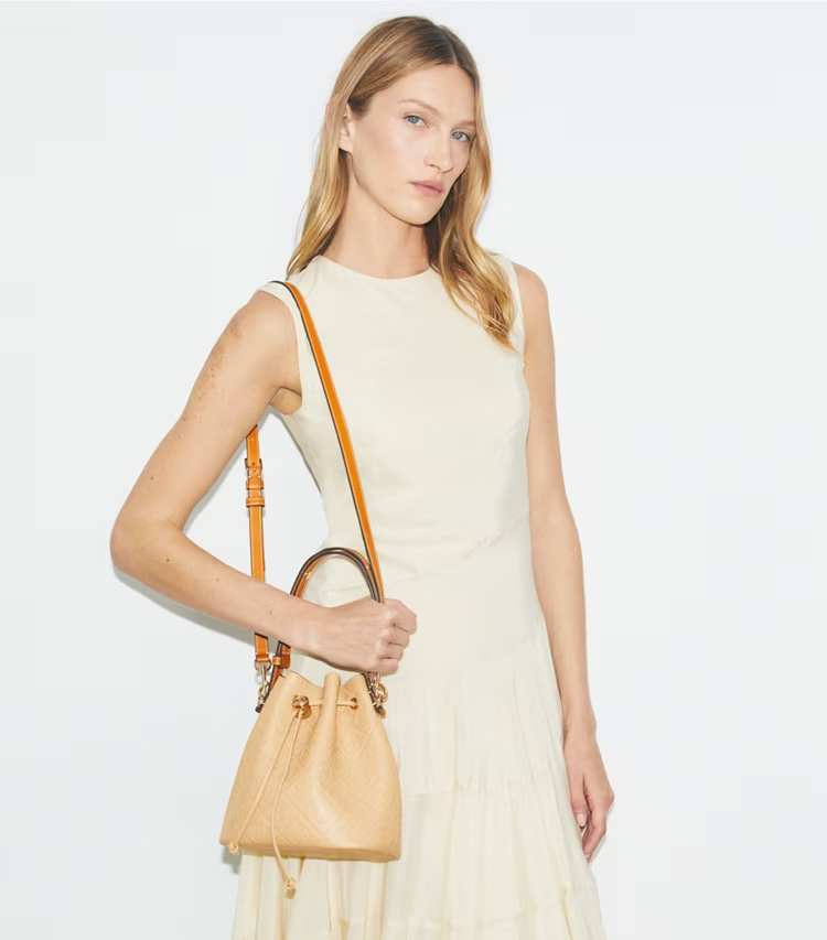 T Monogram Pebble Bucket Bag - Image 2